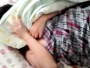 趁表哥外地出差把喝点酒的小嫂子扑倒啪啪,想要又害羞反抗,抽插几下后全力配合,听这淫叫声也是好久没被肏了!