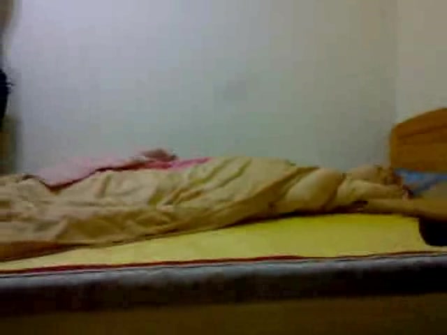 小情侶出租屋操逼自拍 全程露臉高清 各種姿勢換著花樣玩真實刺激