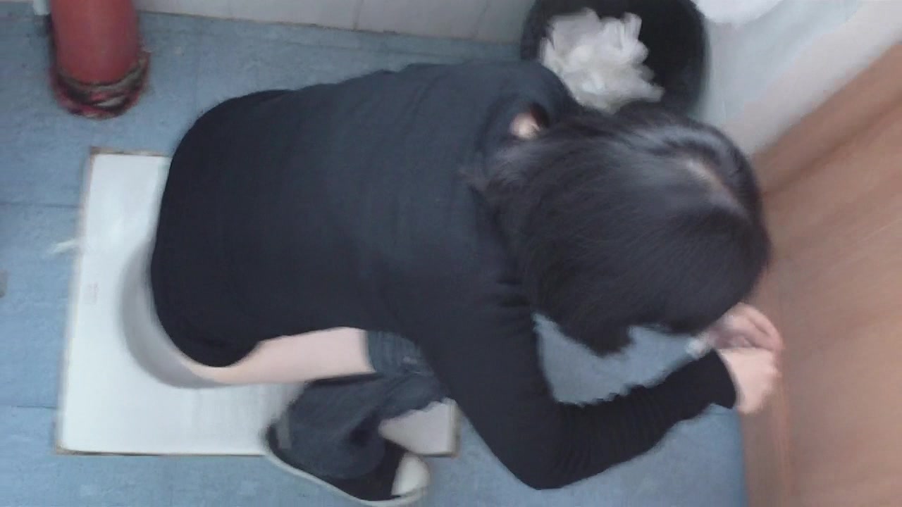 Allison厕所偷拍（认证）